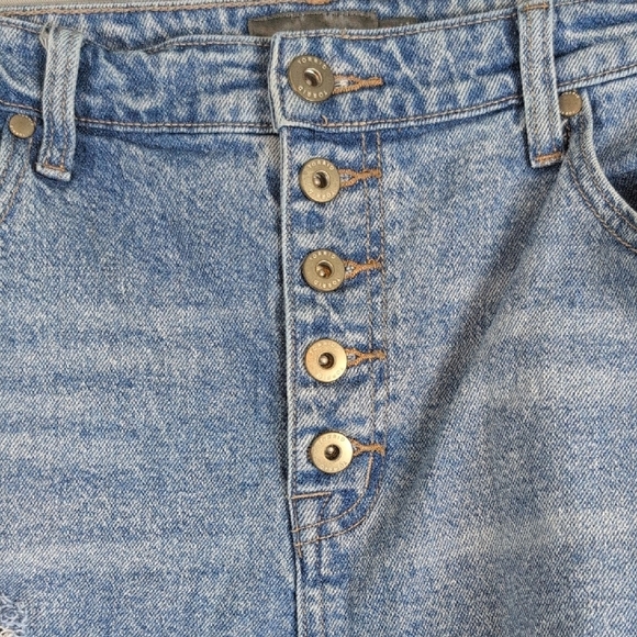 Torrid Blue Distressed Cropped Jeans - Picture 3 of 6